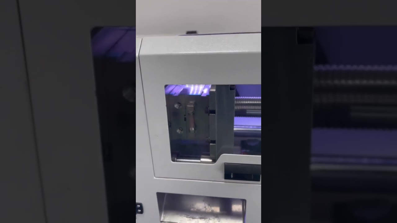 Macchina per stampaggio a iniezione mini da banco elettrica JW-01 - Stampi micro plastica