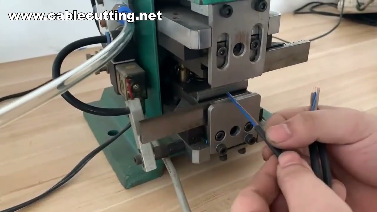 Spelafili Pneumatico per Cavi Elettrici - Macchina per Stripping e Torcitura