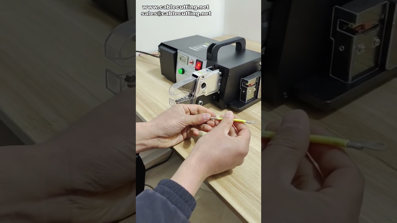 Macchina Crimpatrice Elettrica 3 in 1: Spellacavi, Taglio e Crimpatura Terminali