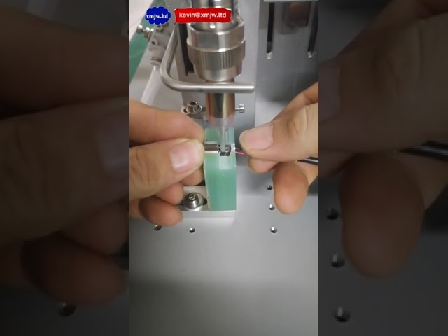 Macchina per saldatura semiautomatica da tavolo per cavi USB di ricarica rapida e linee dati