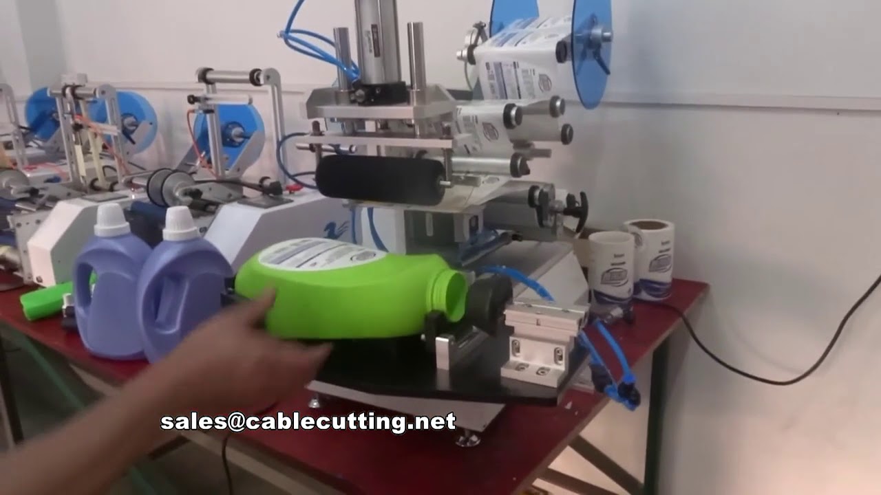 Etichettatrice automatica per flaconi piatti PE di shampoo e detersivo liquido