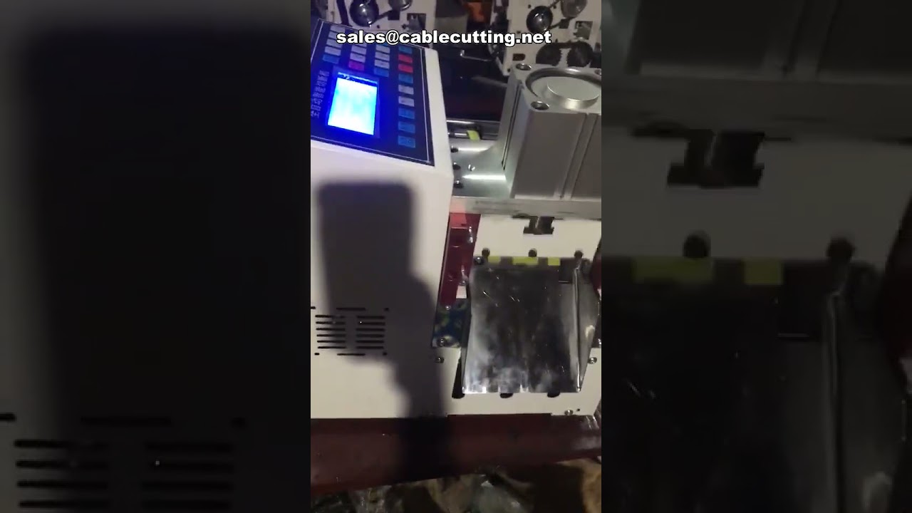 Macchina per taglio cavi e tubi termoretraibili: filo rame, PVC, plastica - precisione e automazione