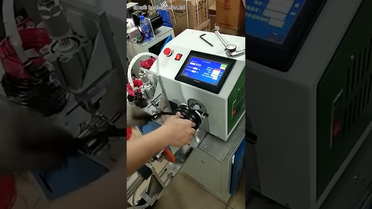 Macchina automatica per avvolgimento e legatura cablaggi – versione touch screen e pulsanti