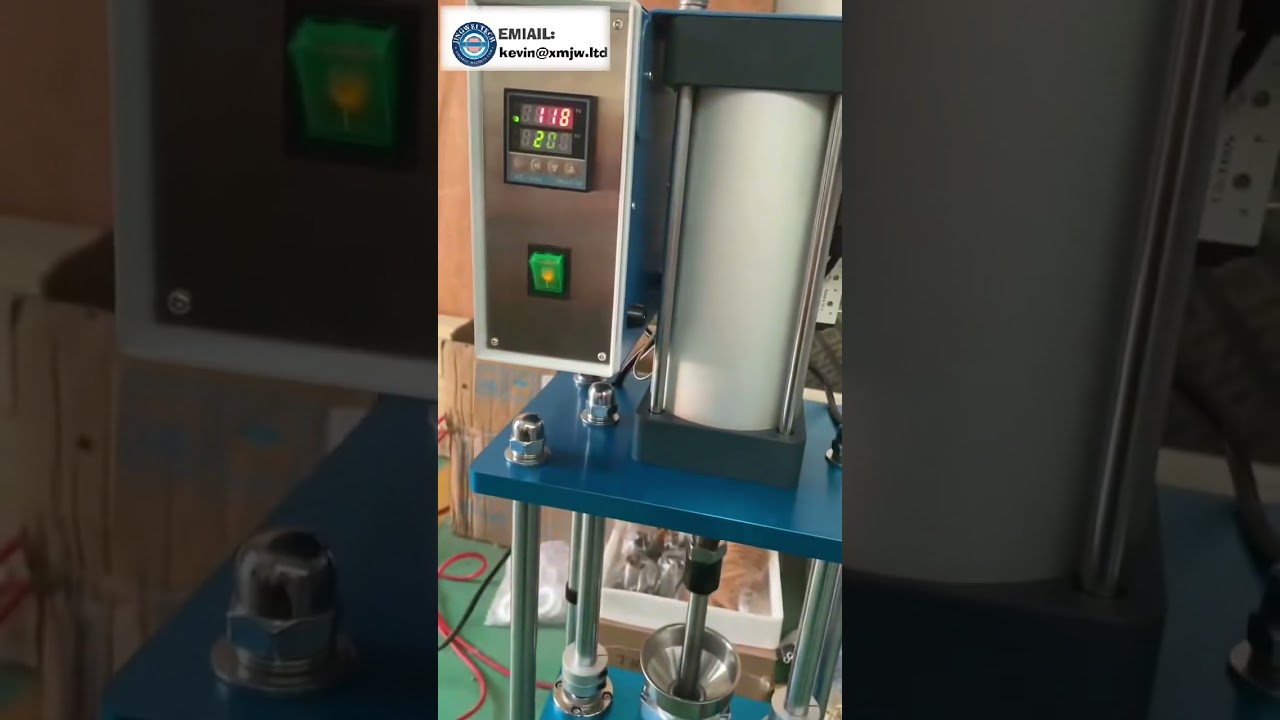 Small Vertical Injection Molding Machine for ABS PP PE Plastic Parts