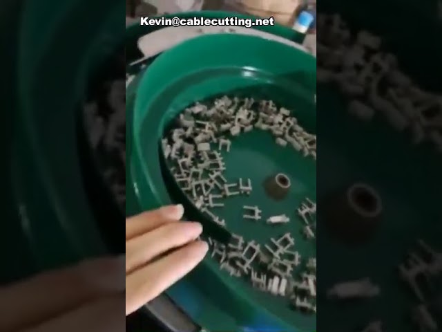 Crimpatrice Semiautomatica per Spine di Traino e Terminali - Produzione Cavi Alimentazione e Ricarica
