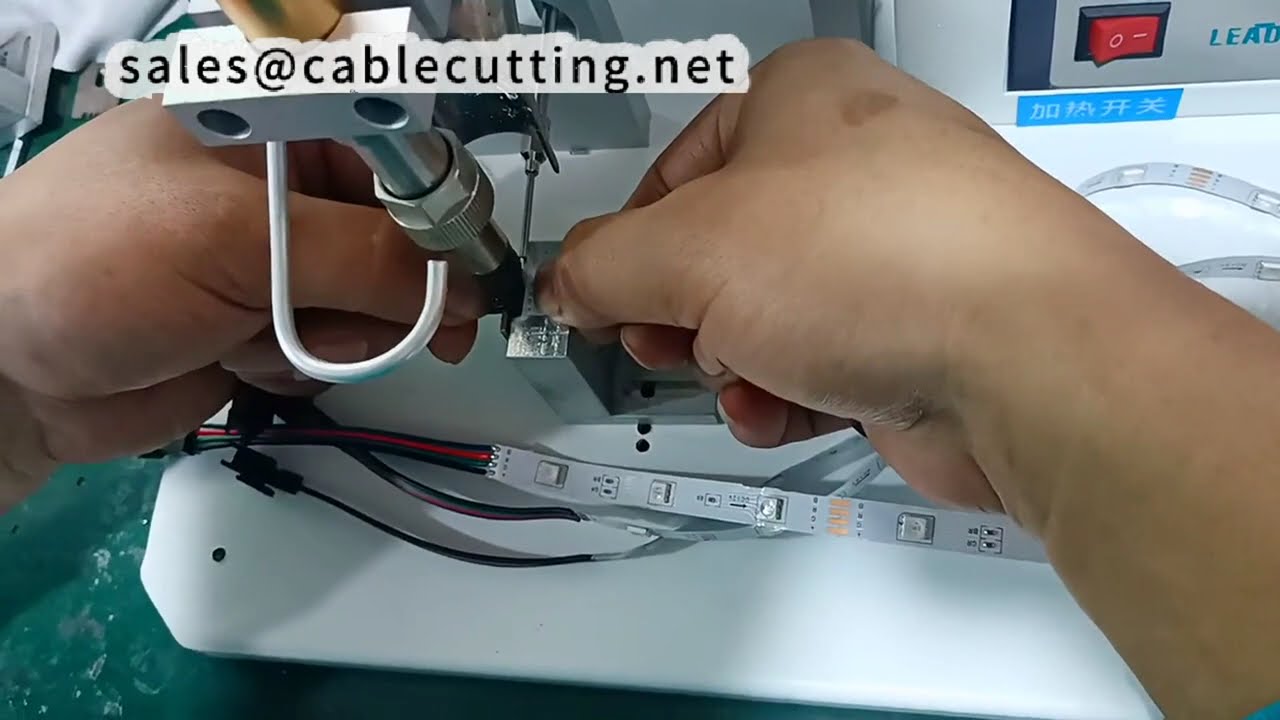 Saldatrice Semi-Automatica Professionale: Massima Precisione e Produttività