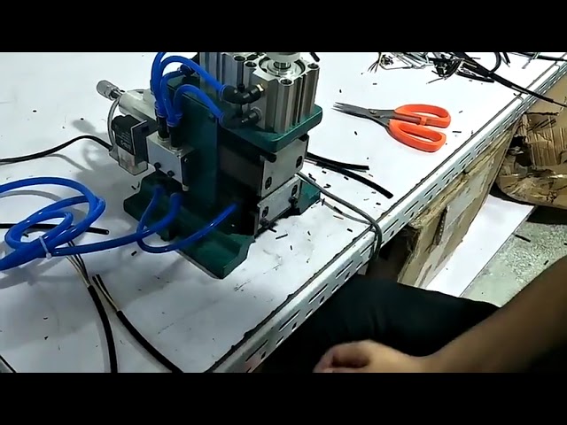 Mini Spelafili Pneumatico 3F - Macchina Professionale per Pelatura Cavi Elettrici
