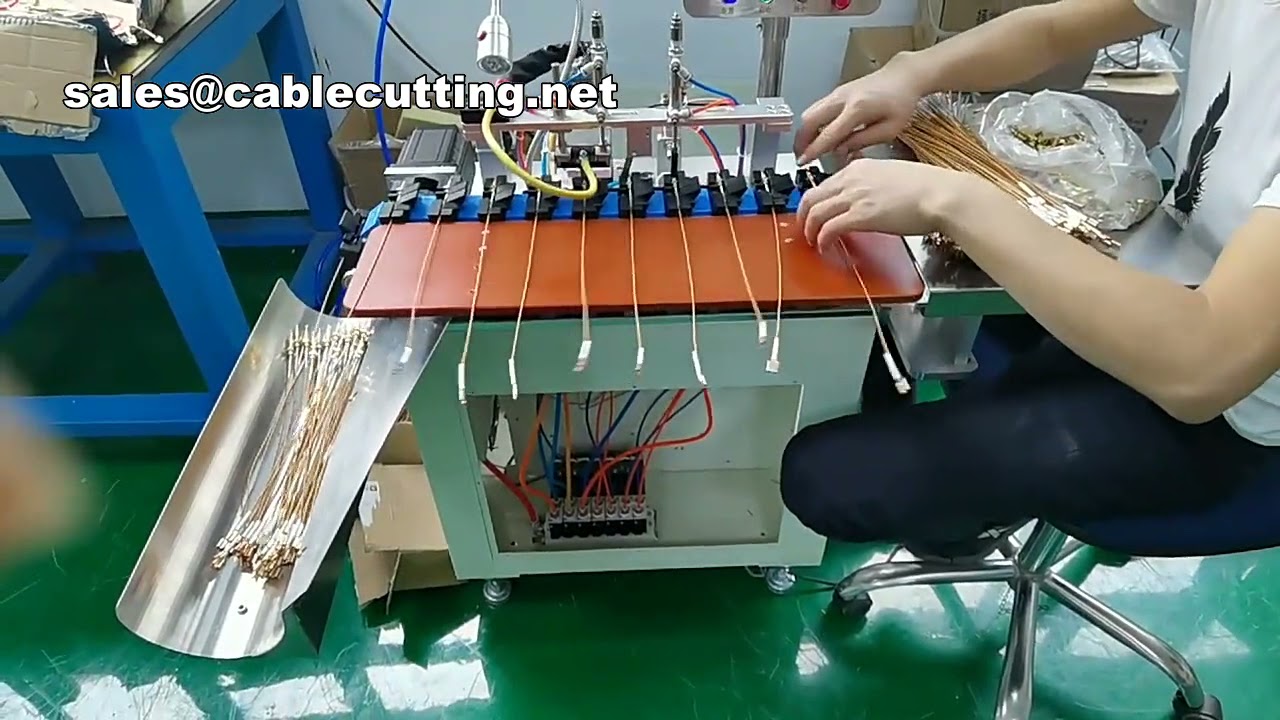 Macchina Sigillatrice per Teste con Saldatura ad Arco Argon - Attrezzatura Automatica di Precisione