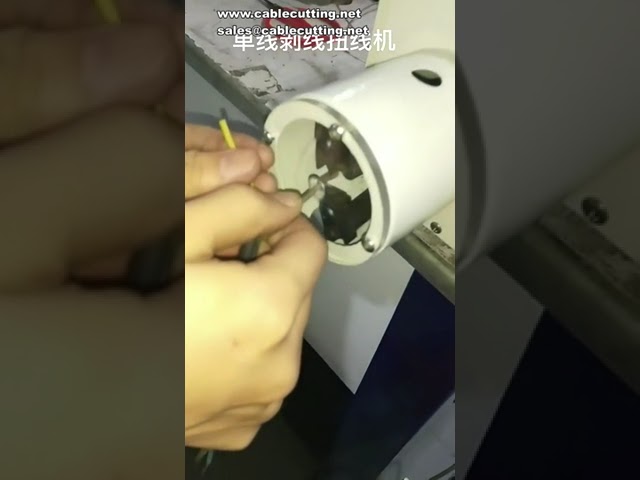 Macchina automatica per spellatura e attorcigliatura cavi in gomma - Lavorazione filo di rame per cordoni elettronici