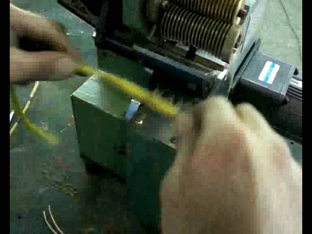 WPM-50: Macchina fasciatrice per bobine – Imballaggio automatico efficiente